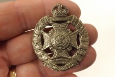 MILITARY BADGE RIFLE BRIGADE THE PRINCE CONSORT'S OWN 5CM X 4CM  (562)