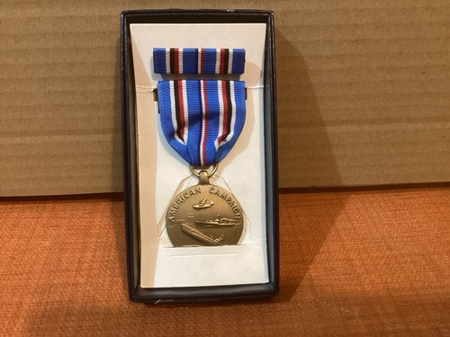 Wwii american campaign medal - campaign,