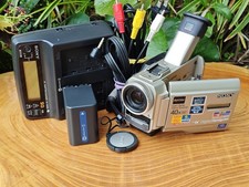 205893 Sony DCR-TRV10