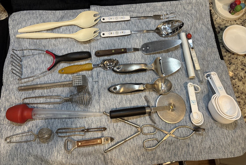 Lot kitchen utensils - lot, of