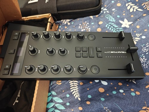 Native instruments traktor - native, z1