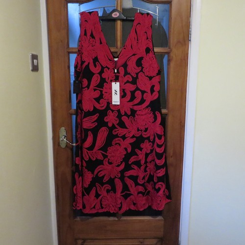 Studio black red tapework - 8,