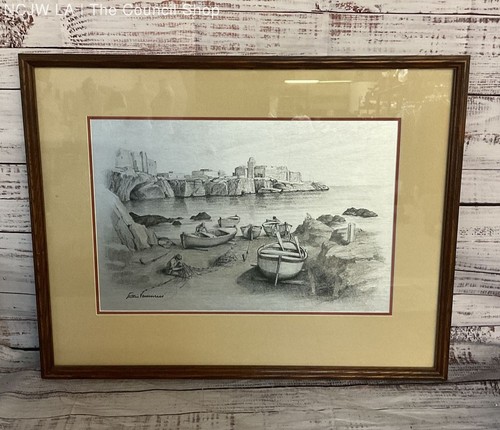 Fisherman boats shore - on,