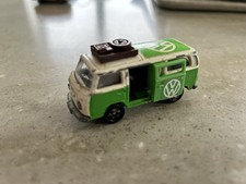 Tomica No17 VW Microbus Camper