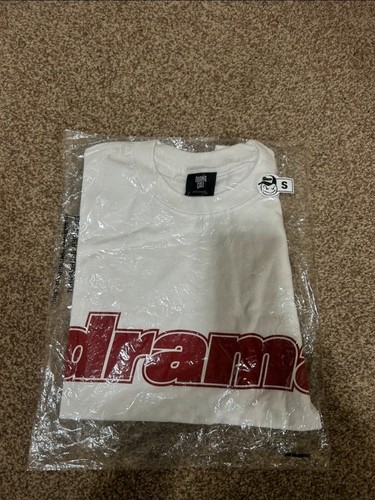 Drama call white and red - drama, spell
