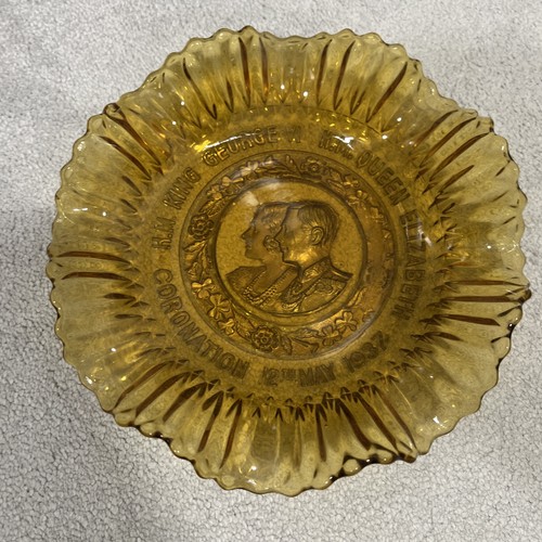 Amber glass bowl king - king, george