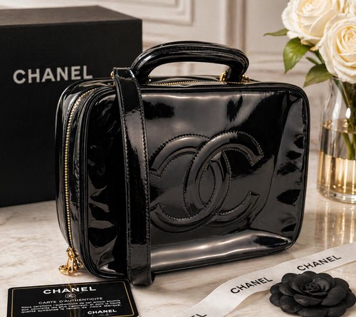 Chanel vintage patent - chanel, leather