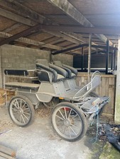 Horse carriage, Four Wheeled, Disk Brakes, Used With Two 17hh Percheron’s.