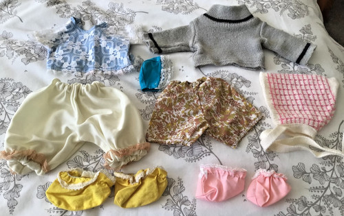 Assortment vintage dolls - assortment,