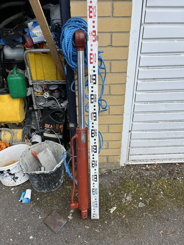 Diggers excavators ram - excavators,