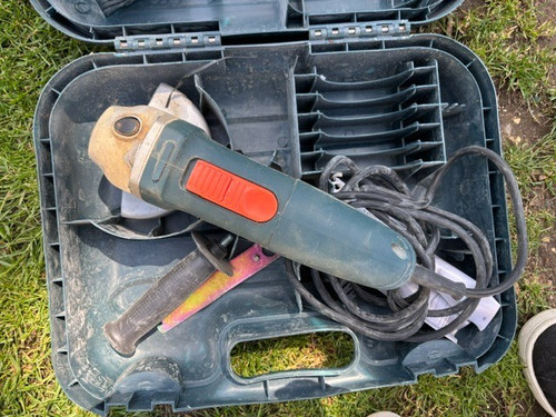 Black and decker 240v - black,
