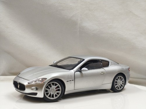 Mondo motors maserati - motors, 1/18
