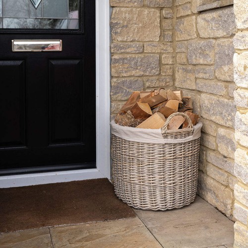 Kintbury oval buff - buff, log