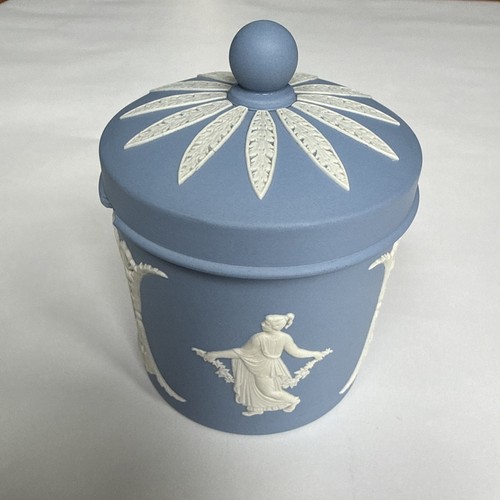 Chipped wedgwood blue - chipped,