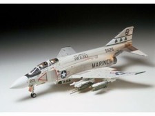 TAMIYA 60308 F-4J Phantom II