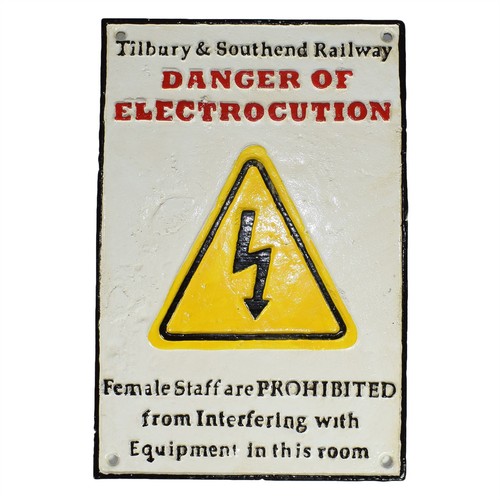 Tilbury southend railway - tilbury,