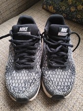 Nike Air Max black size 3