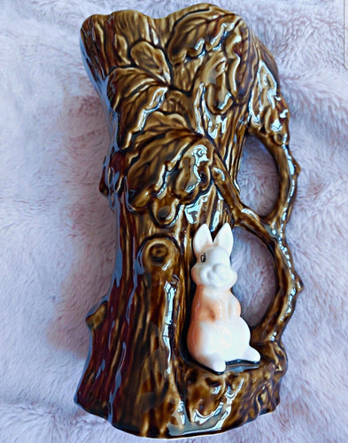 Vintage sylvac woodland rabbit - vintage,