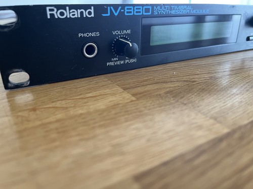 Roland 880 rackmount - roland,