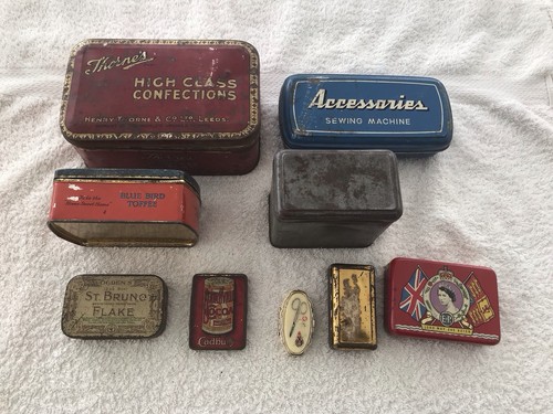 Various vintage metal - vintage, tins