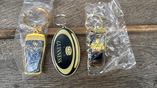 Original guinness keyrings - 3,