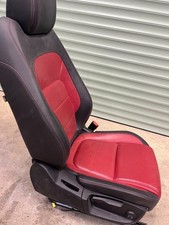 Car seat Jagur xe Sport 2016 Red and black, good the very good condition.