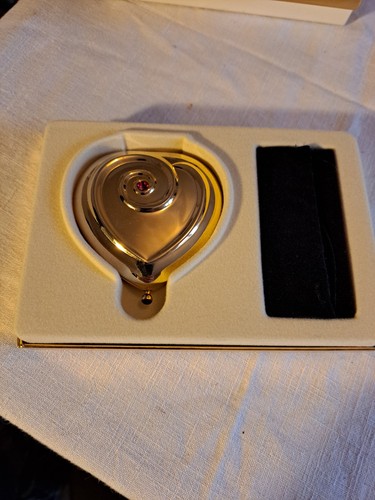 Estee lauder heart - lauder, hearts