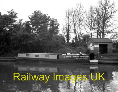Photo canal cruiser at cape - canal,