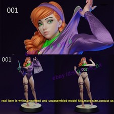 DAPHNE Woman 1/8 1/6 1/4 1/3