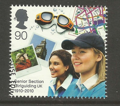 2010 qe2 90p girl - girl, guiding