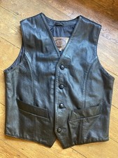 MEN’S BLACK LEATHER BIKER STYLE WAISTCOAT “A.M.I” LONDON.. SIZE M (40-42/105cm)