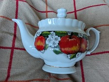 Chodziez Poland Teapot, Red