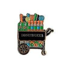 Black Honeydukes Sweet Trolley Harry Potter Hogsmeade Hogwarts Express Pin Badge