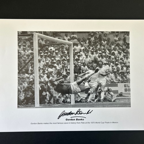 Gordon banks signed - gordon,