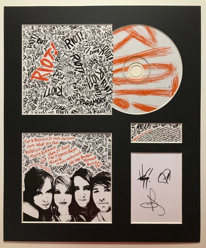 Paramore signed autographed - -,