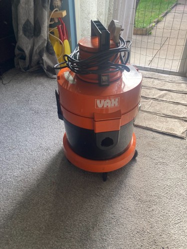 Vintage vax wet and - dry, carpet