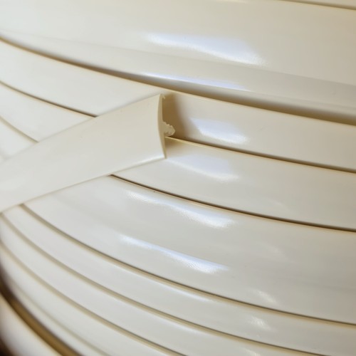Cream single lip trim edging - lip,