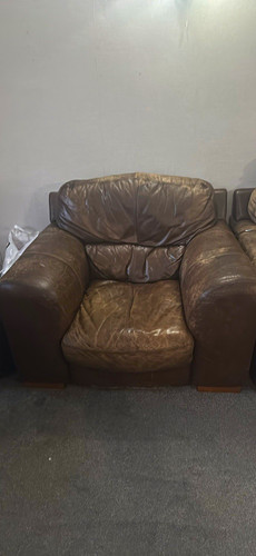 Brown leather padded armchair - brown,