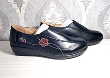 NEW Cotton Traders Black Slip