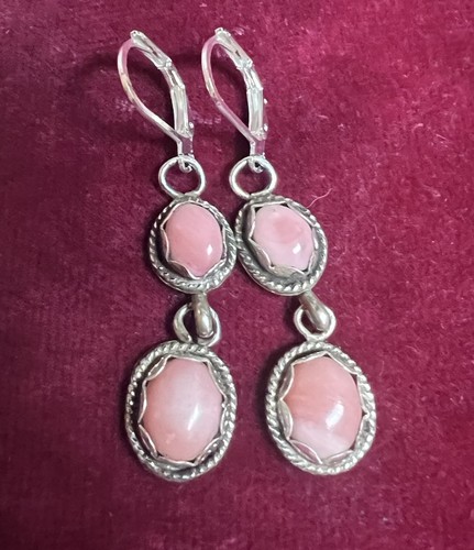 Oval pink coral - pink,