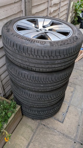 Porsche taycan aero - 4x,