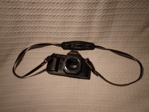 Canon t70 35mm film - canon, slr