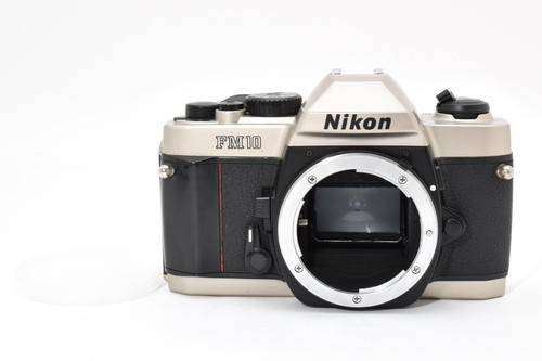 Near mint nikon fm10 - nikon,
