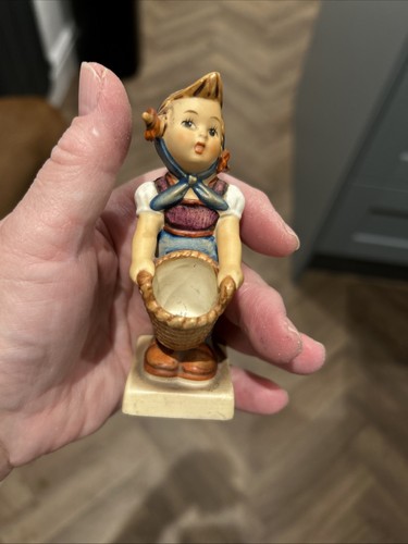 Hummel girl with basket little