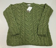 Aran Mills Supersoft Merino Wool Plaid Weave Crew Neck Sweater in Moss Green