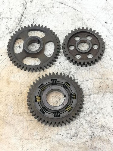 Replacement gears set - replacement, for