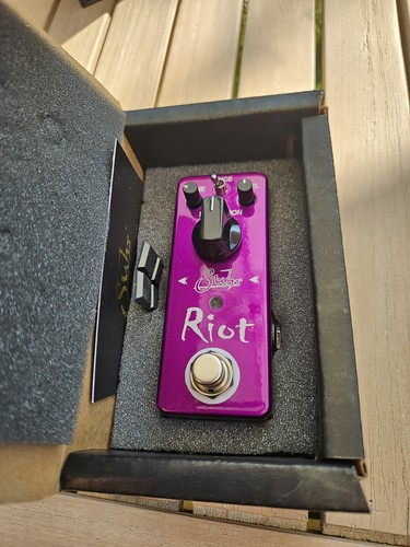 Suhr riot mini distortion - suhr,