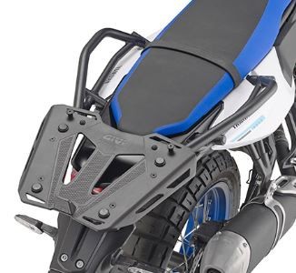Specific rear attachment for