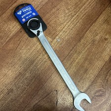 Brilliant Tools Ratcheting Box