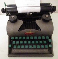 Childs 40 50s Lilliput Typewriter - Working - Display Piece